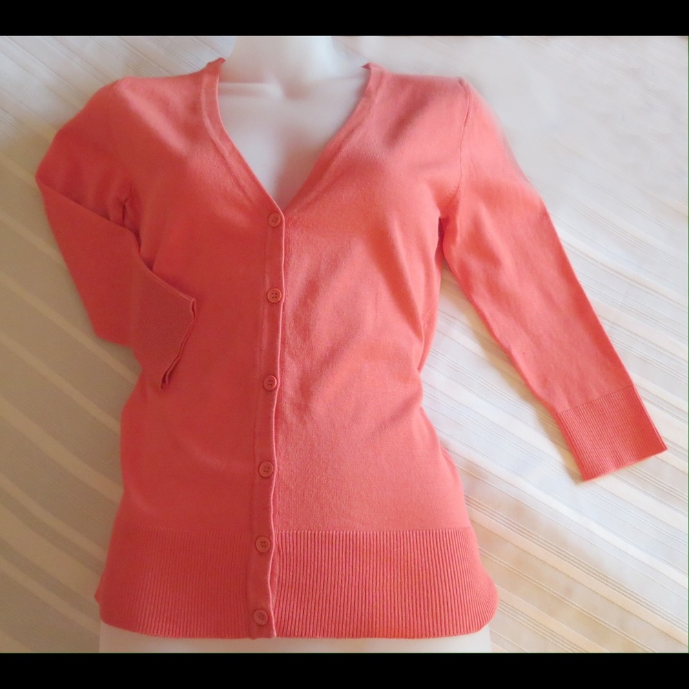 14th & Union Coral Button-Front V-Neck Cardigan